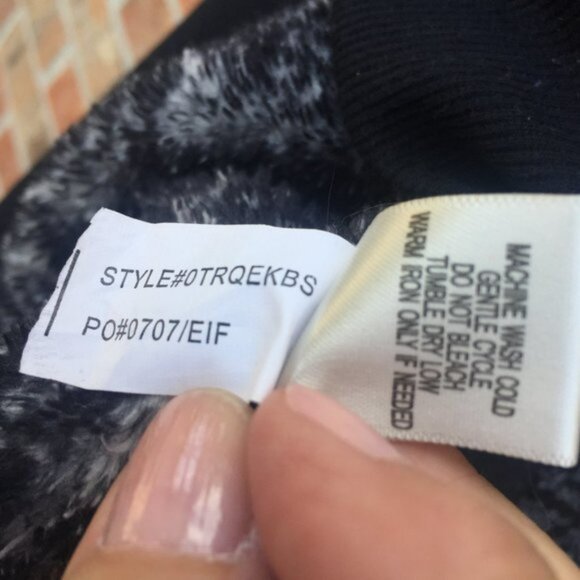 Self Esteem Size Large Woman Top Plush Black White - Picture 6 of 6